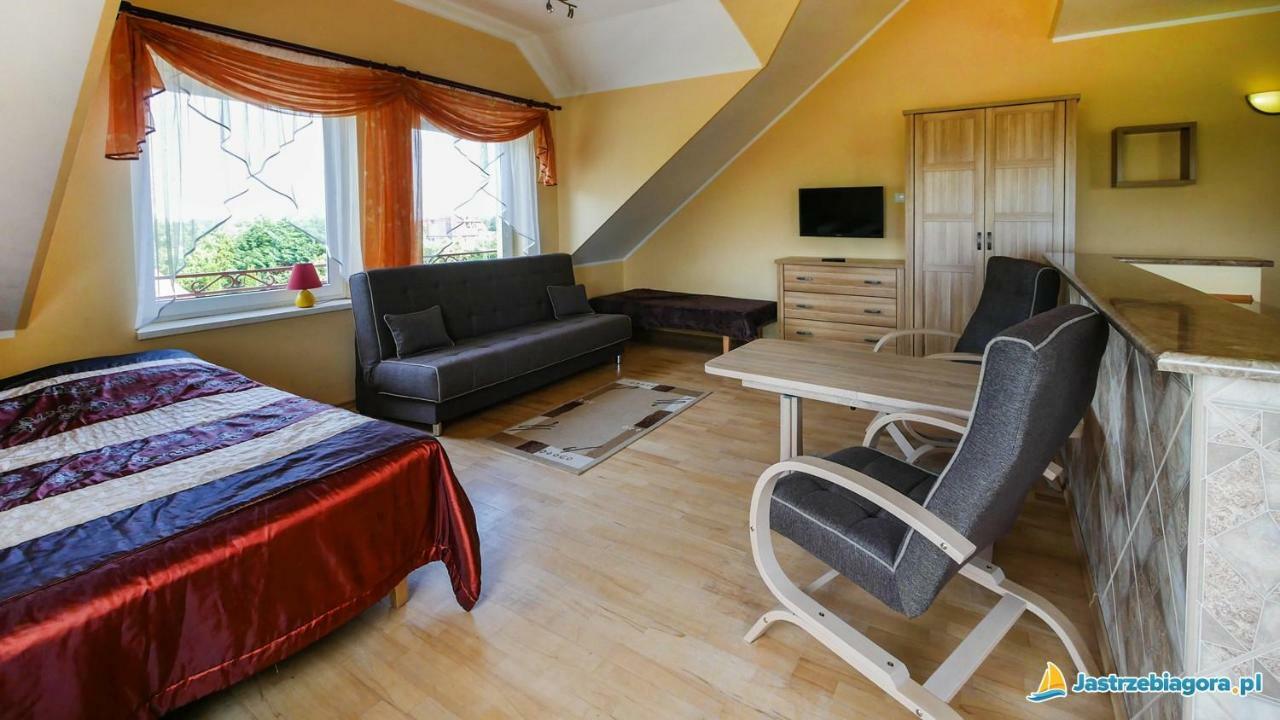 Bed and Breakfast Sedna Jastrzębia Góra Exterior foto